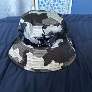 NEW Official Dallas Cowboys NewEra Bucket Hat - $35 (Firm)